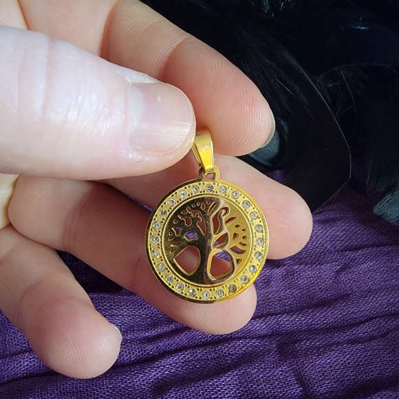 18K Gold Plated Tree of Life Pendant - Picture 3 of 5